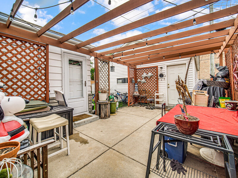 1604 Dobson Street Evanston IL 60202