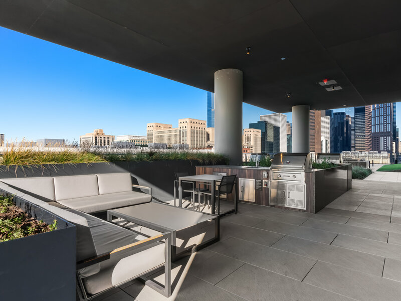 234 W Polk Street Chicago IL 60607