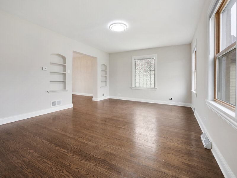 8435 S Cregier Avenue Chicago IL 60617