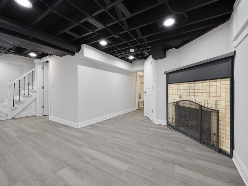 8435 S Cregier Avenue Chicago IL 60617
