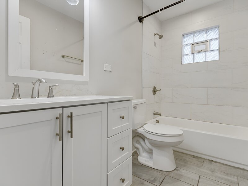 16329 Hermitage Avenue Markham IL 60428