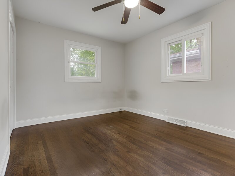 16329 Hermitage Avenue Markham IL 60428