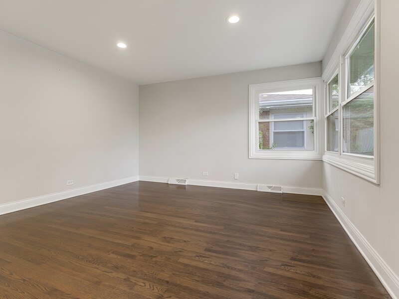16329 Hermitage Avenue Markham IL 60428