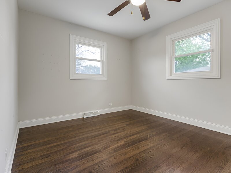 16329 Hermitage Avenue Markham IL 60428
