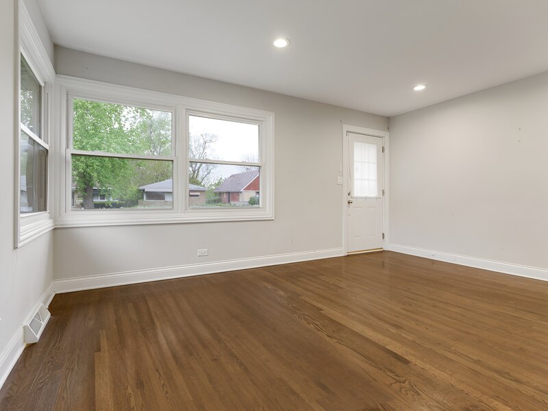 16329 Hermitage Avenue Markham IL 60428
