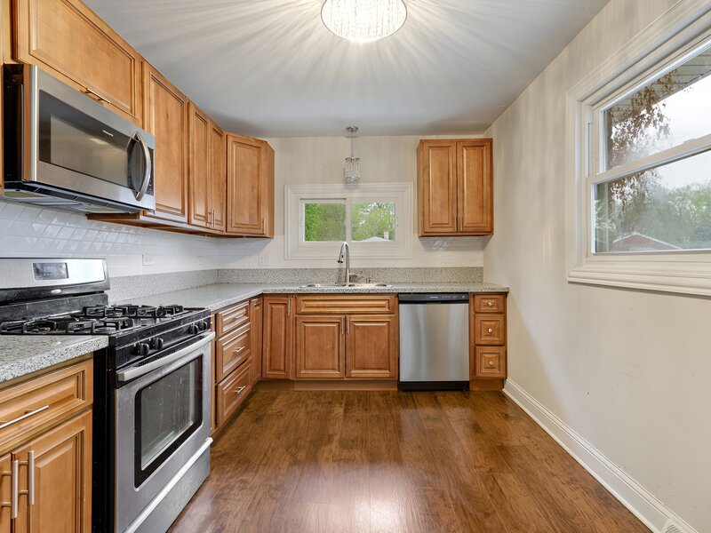 16329 Hermitage Avenue Markham IL 60428