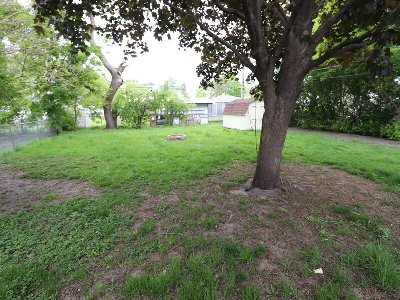 2702 Saint James Street Rolling Meadows IL 60008