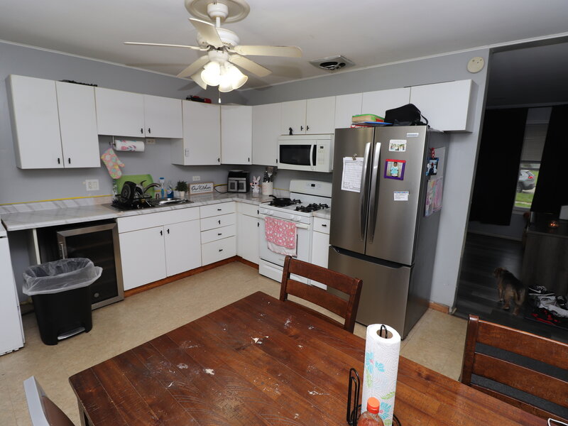 2702 Saint James Street Rolling Meadows IL 60008