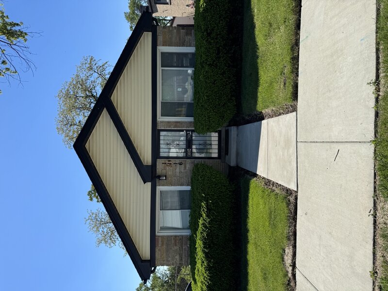 1116 Cernan Drive Bellwood IL 60104