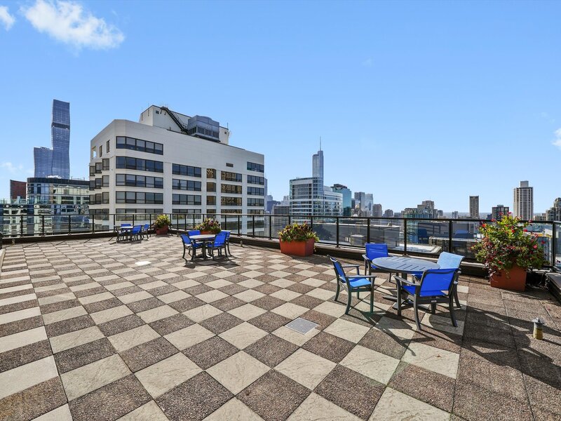 401 E Ontario Street Chicago IL 60611