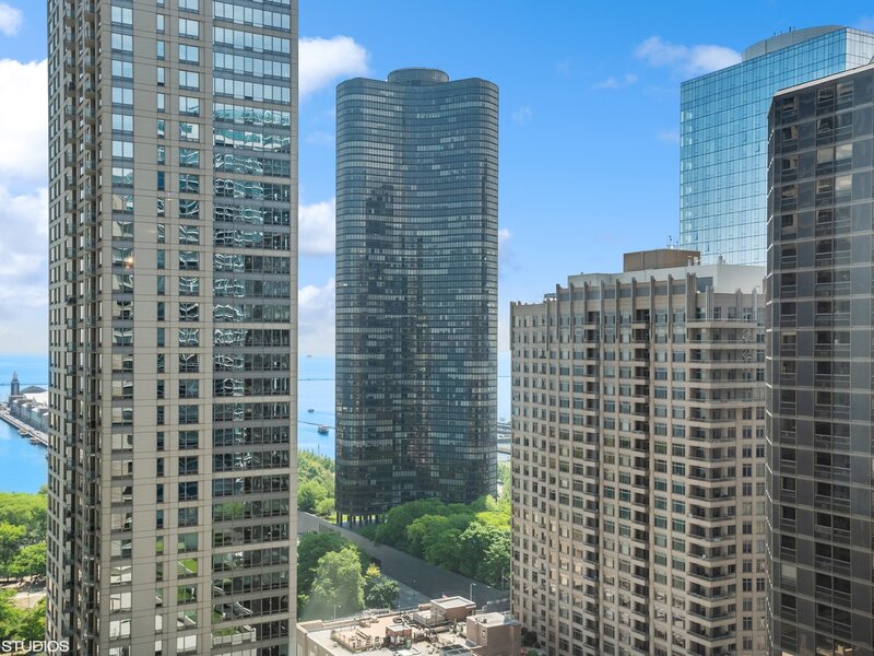 401 E Ontario Street Chicago IL 60611