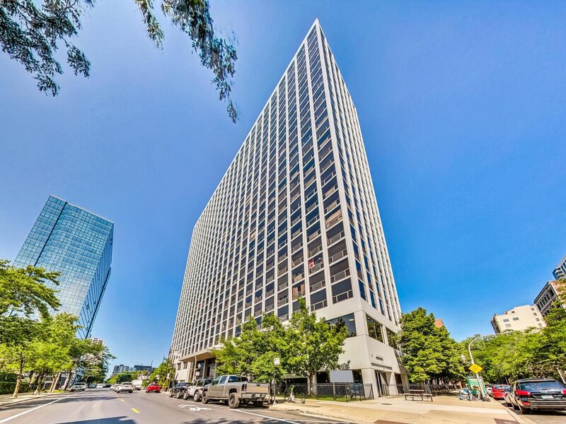 4343 N Clarendon Avenue Chicago IL 60613