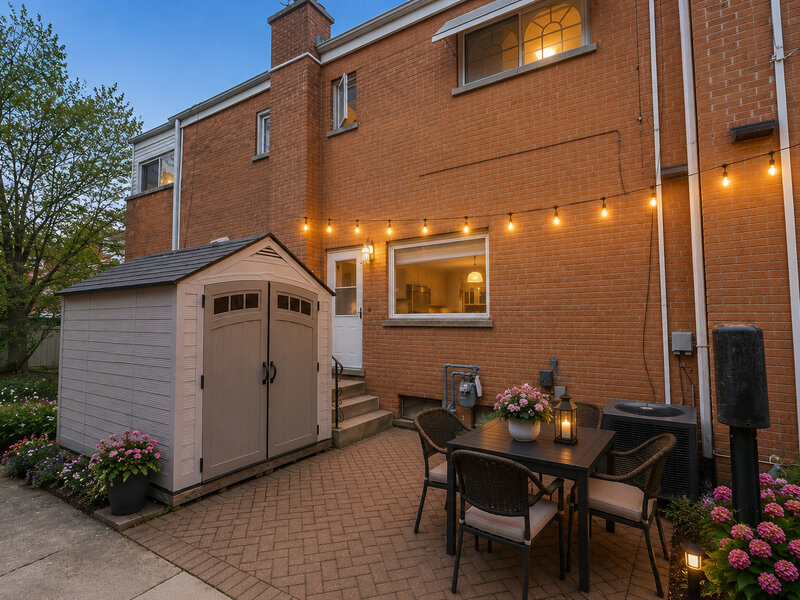 706 N Western Avenue Park Ridge IL 60068