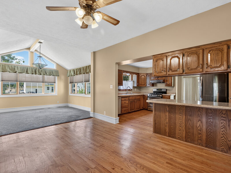 706 Fuller Avenue Streator IL 61364