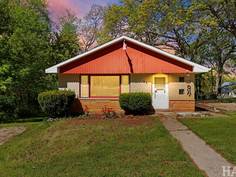 26 Woodland Avenue Fox Lake IL 60020