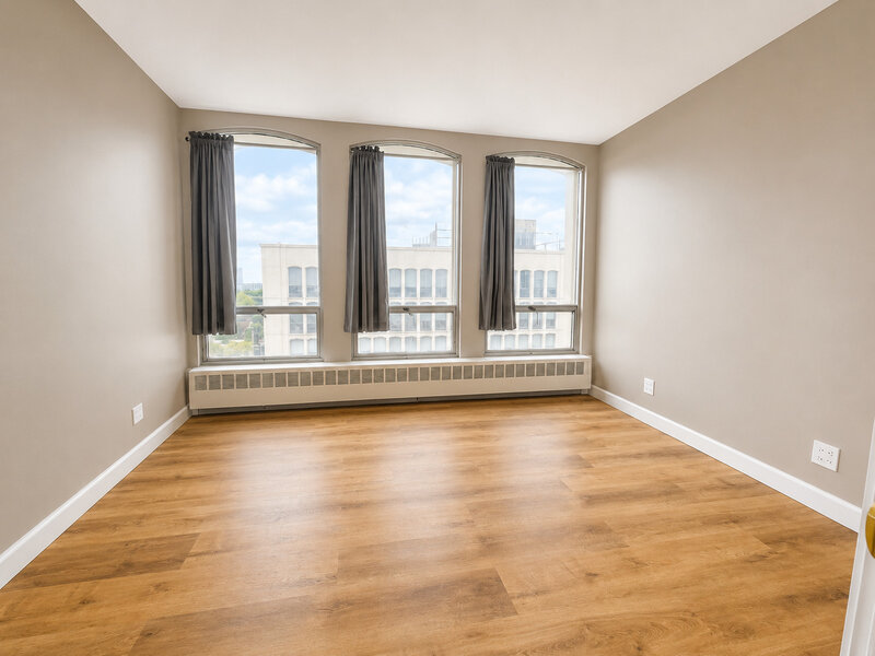 1451 E 55th Street Chicago IL 60615