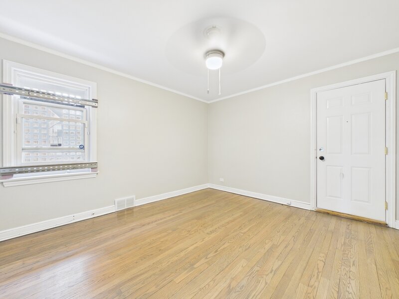 10615 S Vernon Avenue Chicago IL 60628