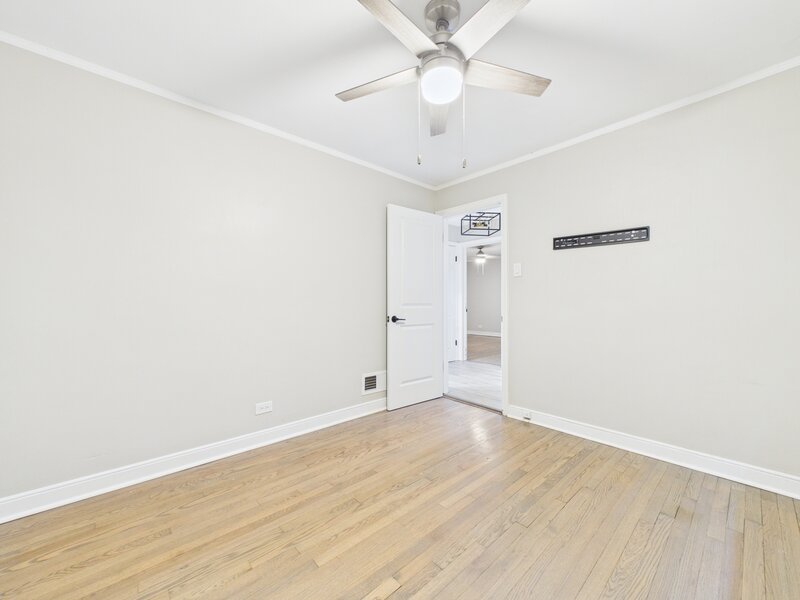 10615 S Vernon Avenue Chicago IL 60628