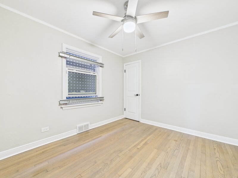 10615 S Vernon Avenue Chicago IL 60628