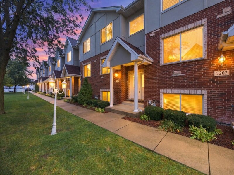 7204 W 83rd Street Bridgeview IL 60455