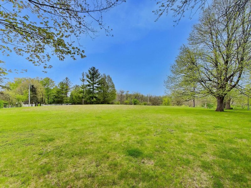 27125 N Williams Park Road Wauconda IL 60084