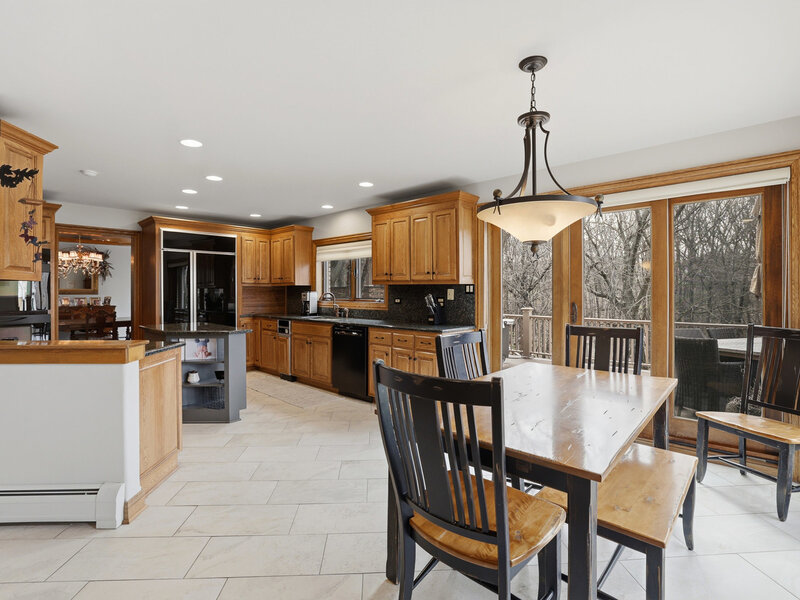 33 W Eureka Avenue Lemont IL 60439