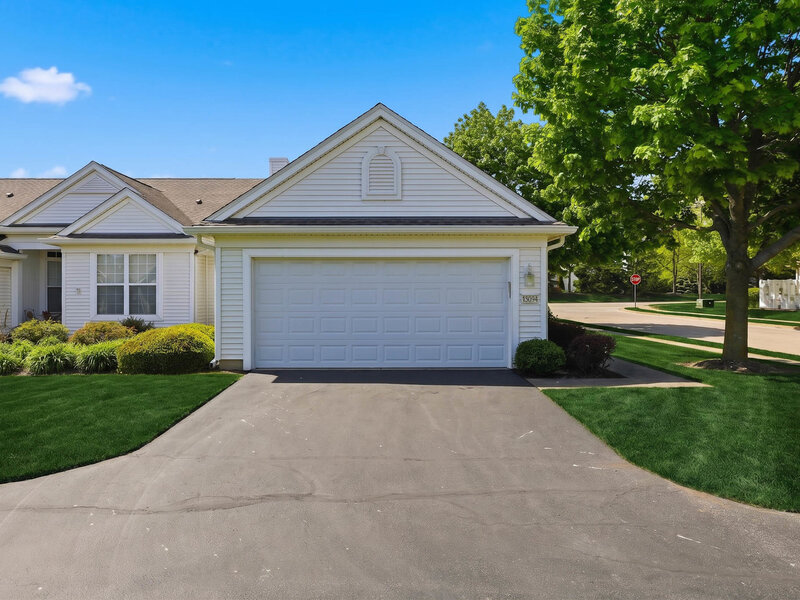 13094 Patriot Way Huntley IL 60142