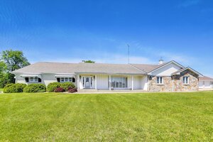 Photo of 20 N Carbon Hill Road Coal City IL 60416