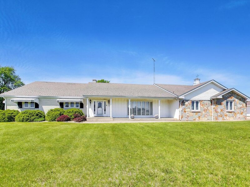20 N Carbon Hill Road Coal City IL 60416