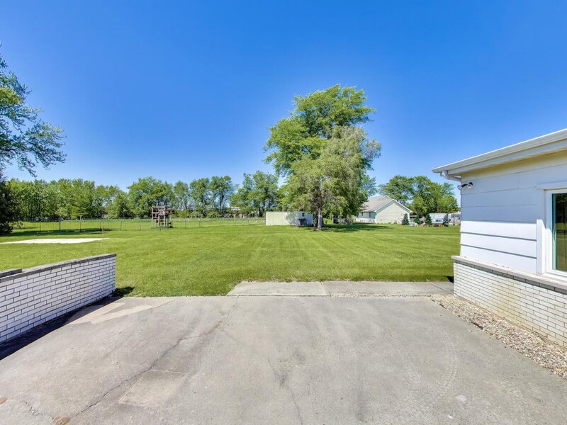 20 N Carbon Hill Road Coal City IL 60416