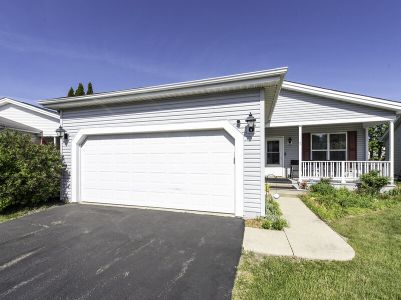 109 Hunter Court Grayslake IL 60030