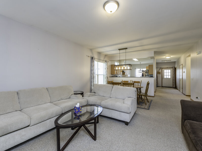 109 Hunter Court Grayslake IL 60030