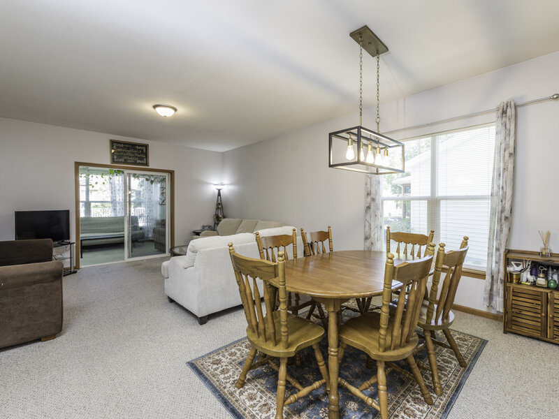 109 Hunter Court Grayslake IL 60030