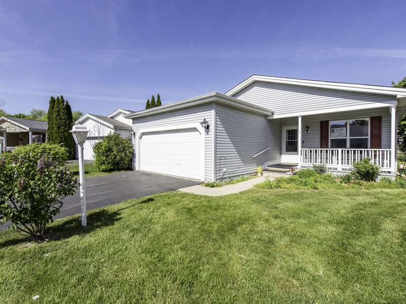 109 Hunter Court Grayslake IL 60030