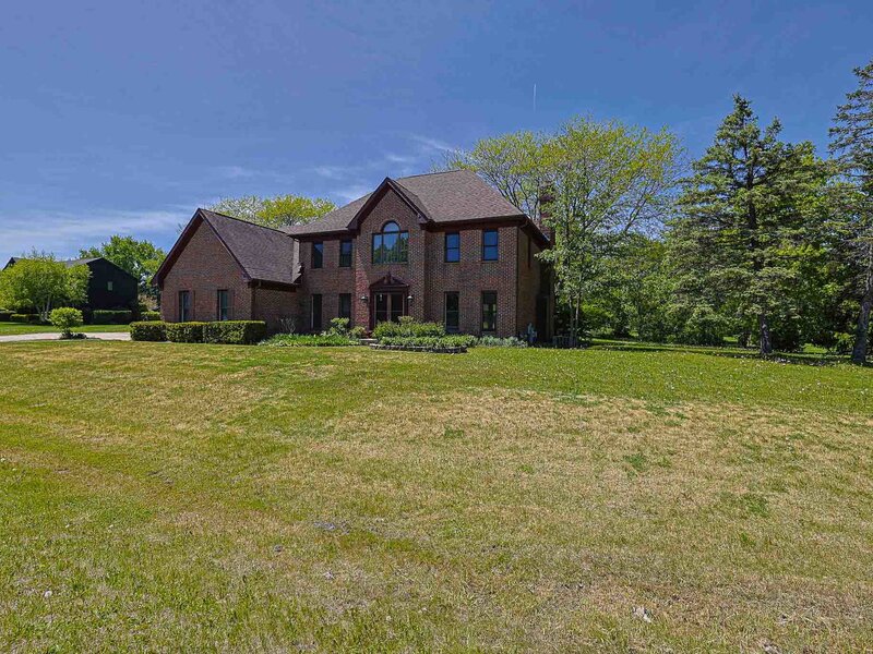 37 Mark Drive Hawthorn Woods IL 60047