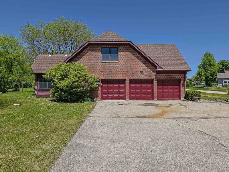 37 Mark Drive Hawthorn Woods IL 60047