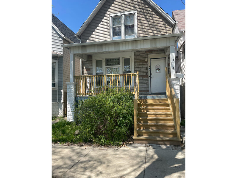 32 W 110th Place Chicago IL 60628