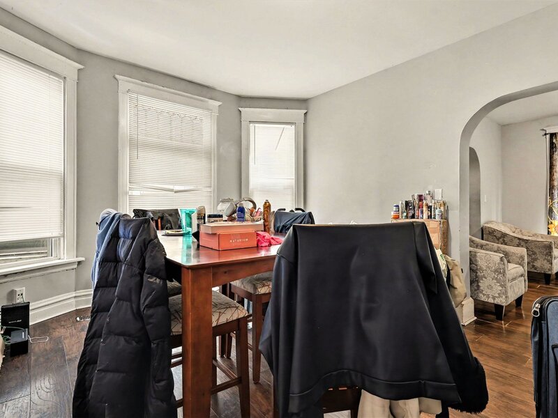32 W 110th Place Chicago IL 60628