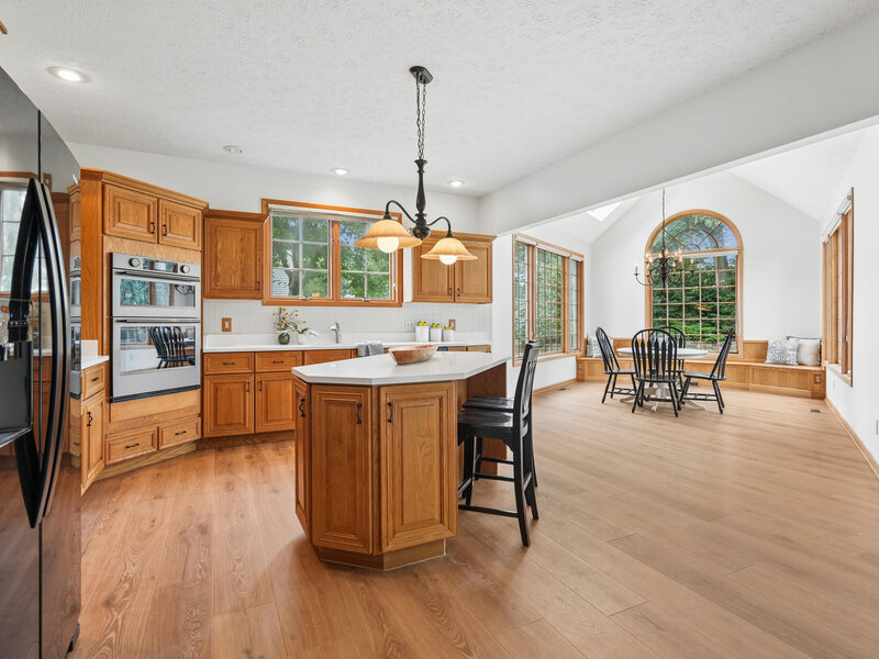 3160 Lundy Lane Bettendorf IA 52722