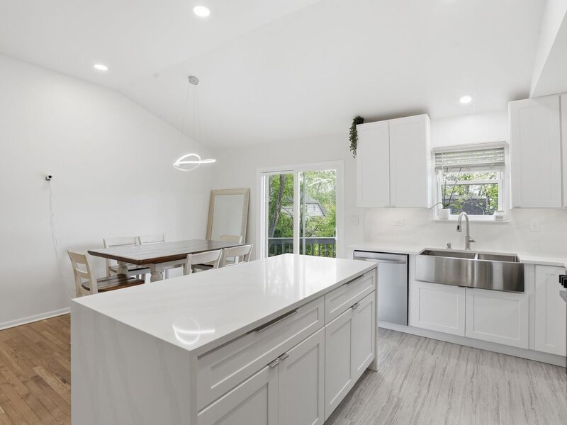 6212 Leonard Avenue Downers Grove IL 60516