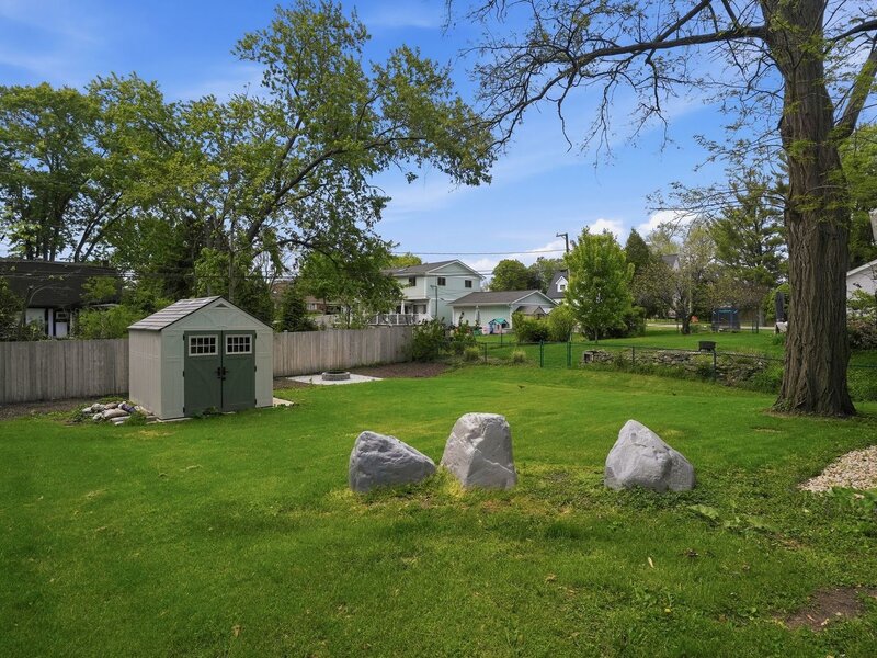 6212 Leonard Avenue Downers Grove IL 60516