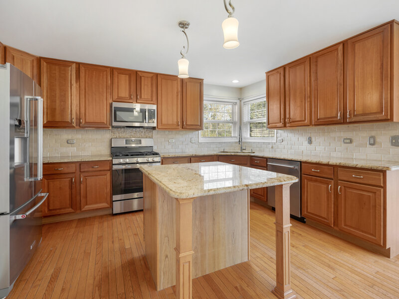 1641 Elderberry Lane Lake Villa IL 60046