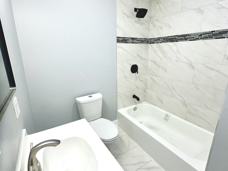 2720 W Harrison Street Chicago IL 60612