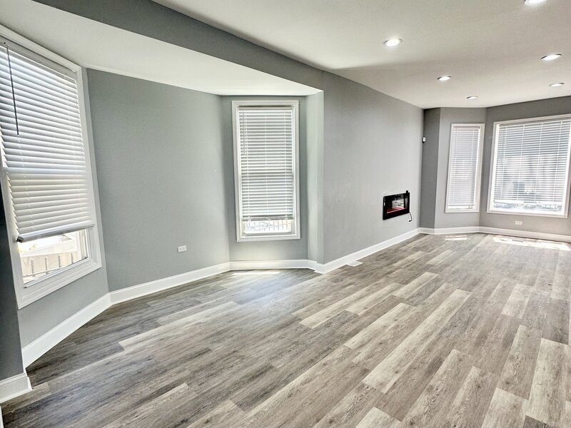 2720 W Harrison Street Chicago IL 60612