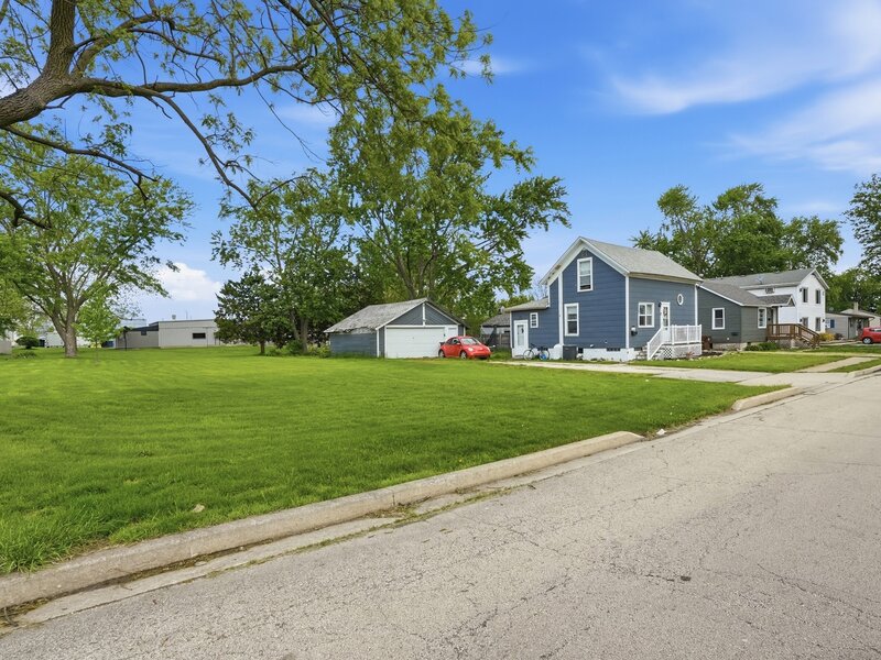 447 N Birch Street Manteno IL 60950