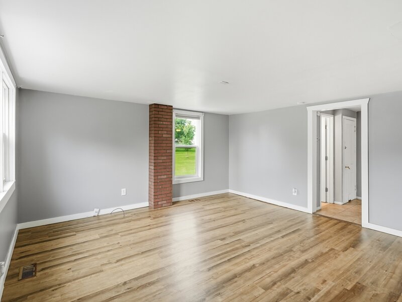447 N Birch Street Manteno IL 60950