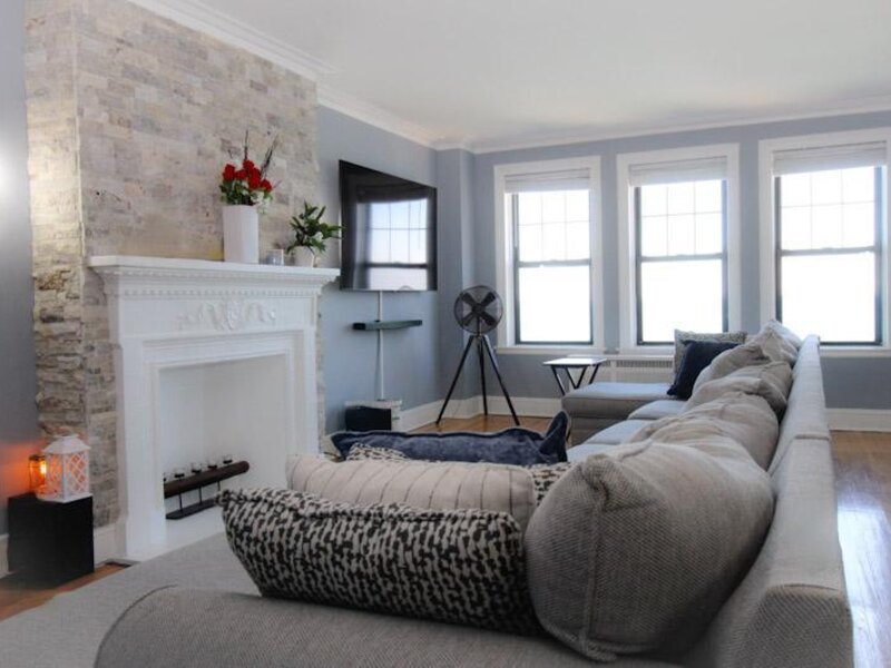 7321 S South Shore Drive Chicago IL 60649