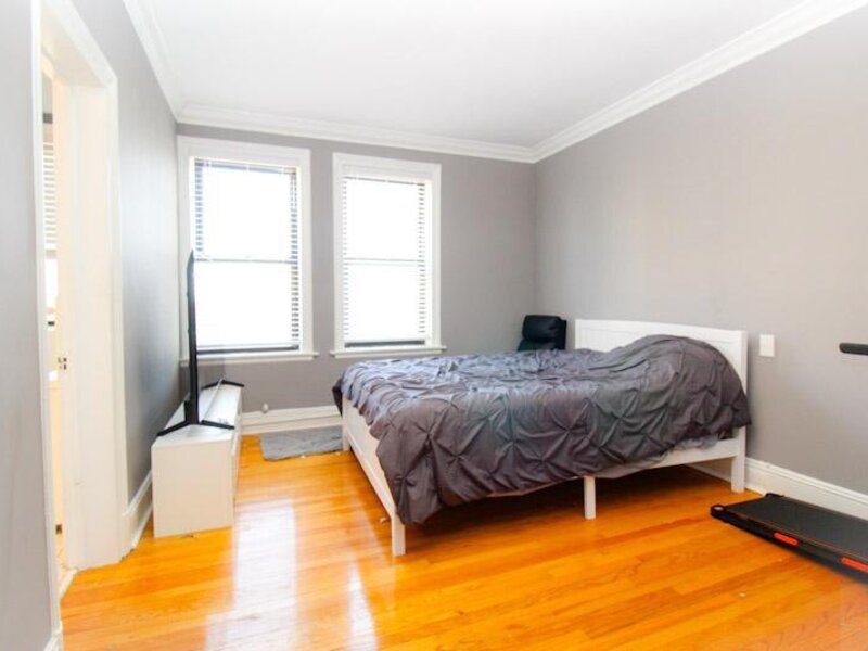 7321 S South Shore Drive Chicago IL 60649