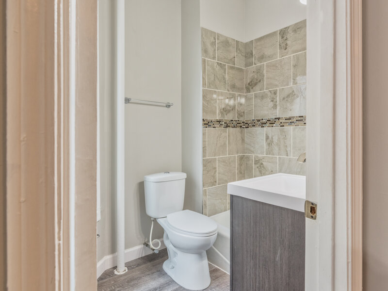 1327 E 52nd Street Chicago IL 60615