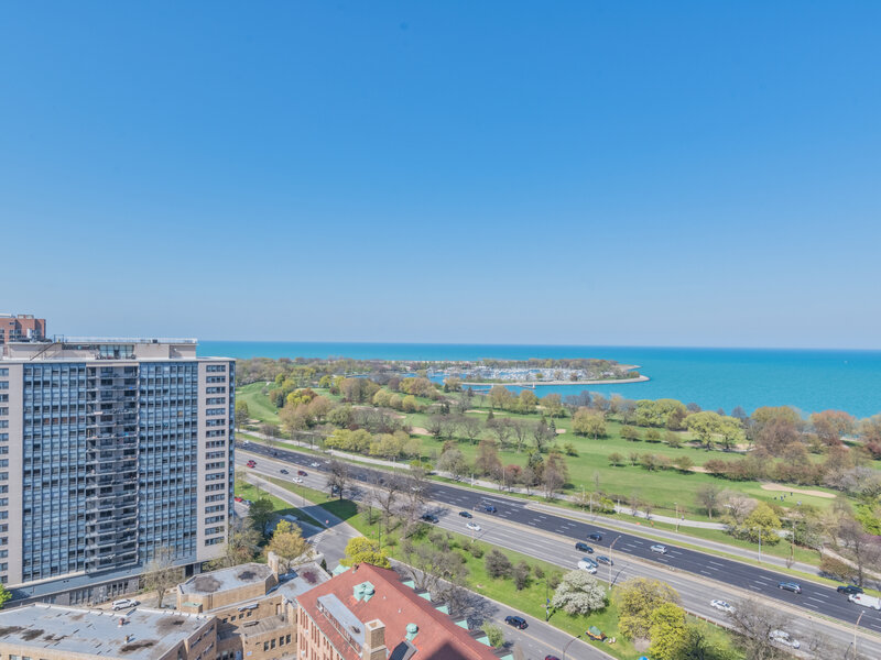 1327 E 52nd Street Chicago IL 60615
